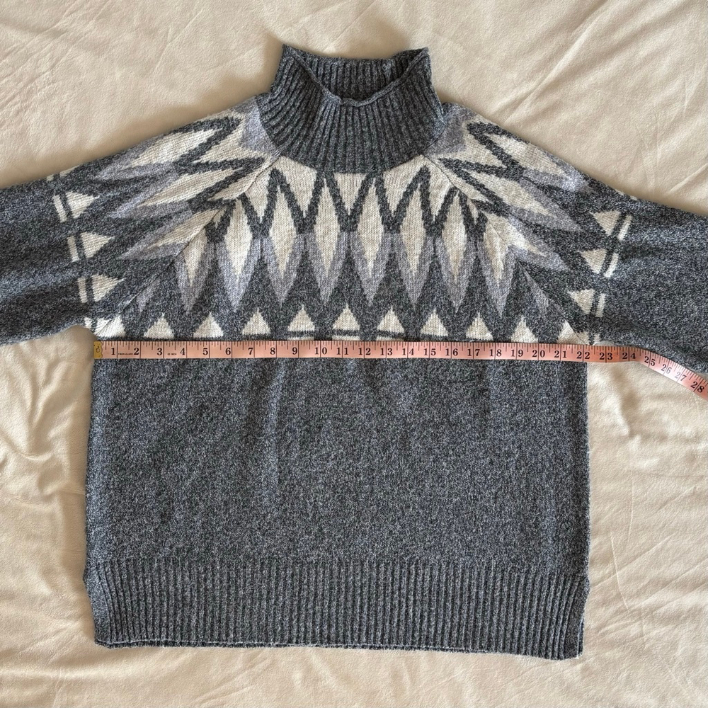 Badgley Mischka Fair Isle Turtleneck Sweater Size L - Picture 6 of 9
